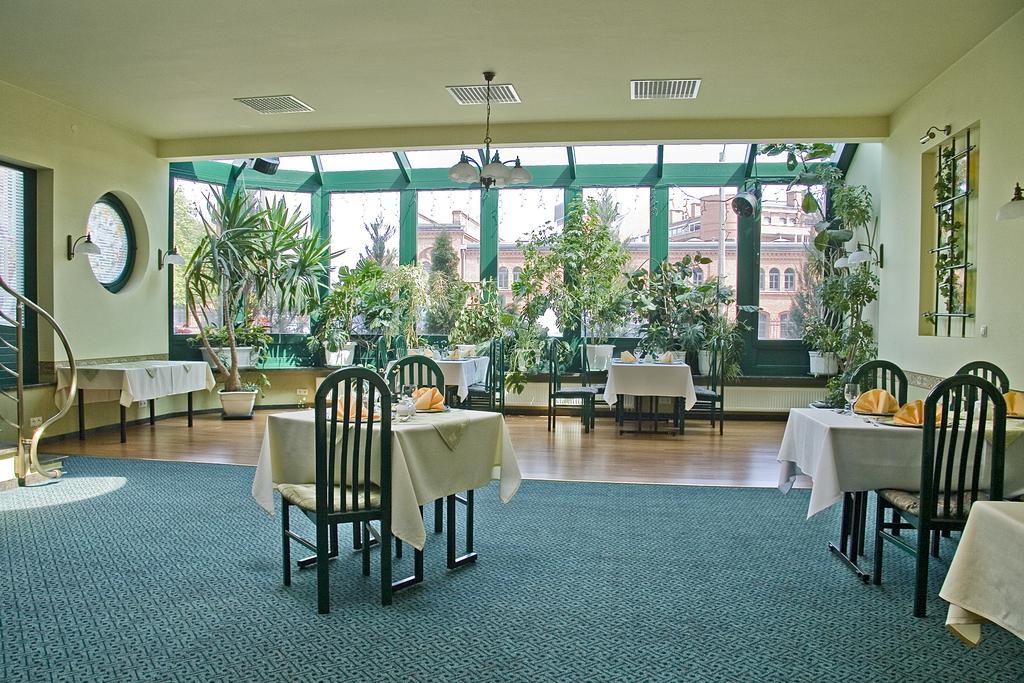 Hotel Dorrian Poznań Esterno foto